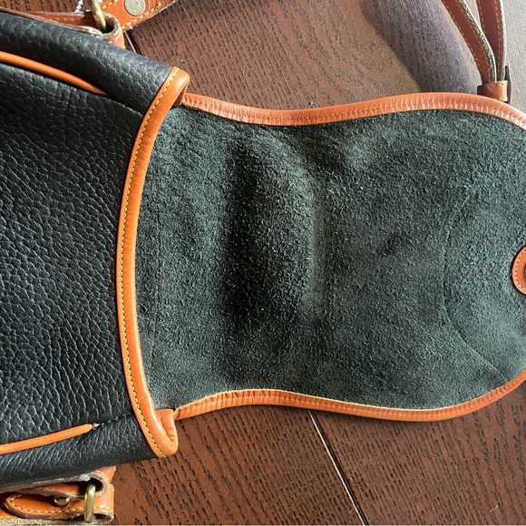 Vintage dooney & bourkey saddle bag - Picture 9 of 15